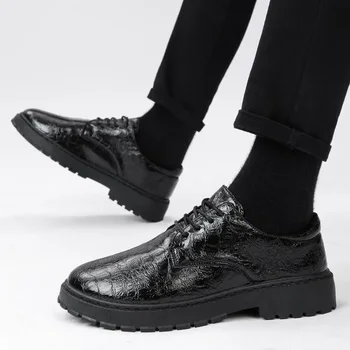  Есен нова мъжки обувки, бизнес официалната мъжки кожени обувки, черни мъжки обувки на младоженеца с мека подметка в британския стил, сватбени обувки за булката